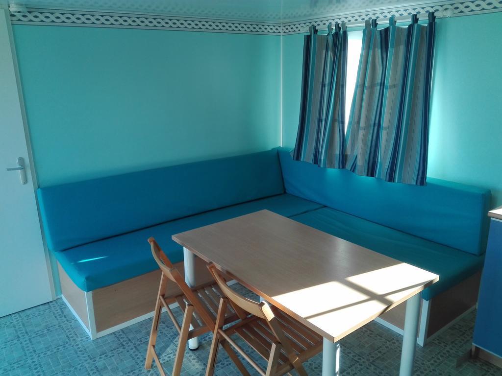 Camping Cubillas Cubillas de Santa Marta Ngoại thất bức ảnh
